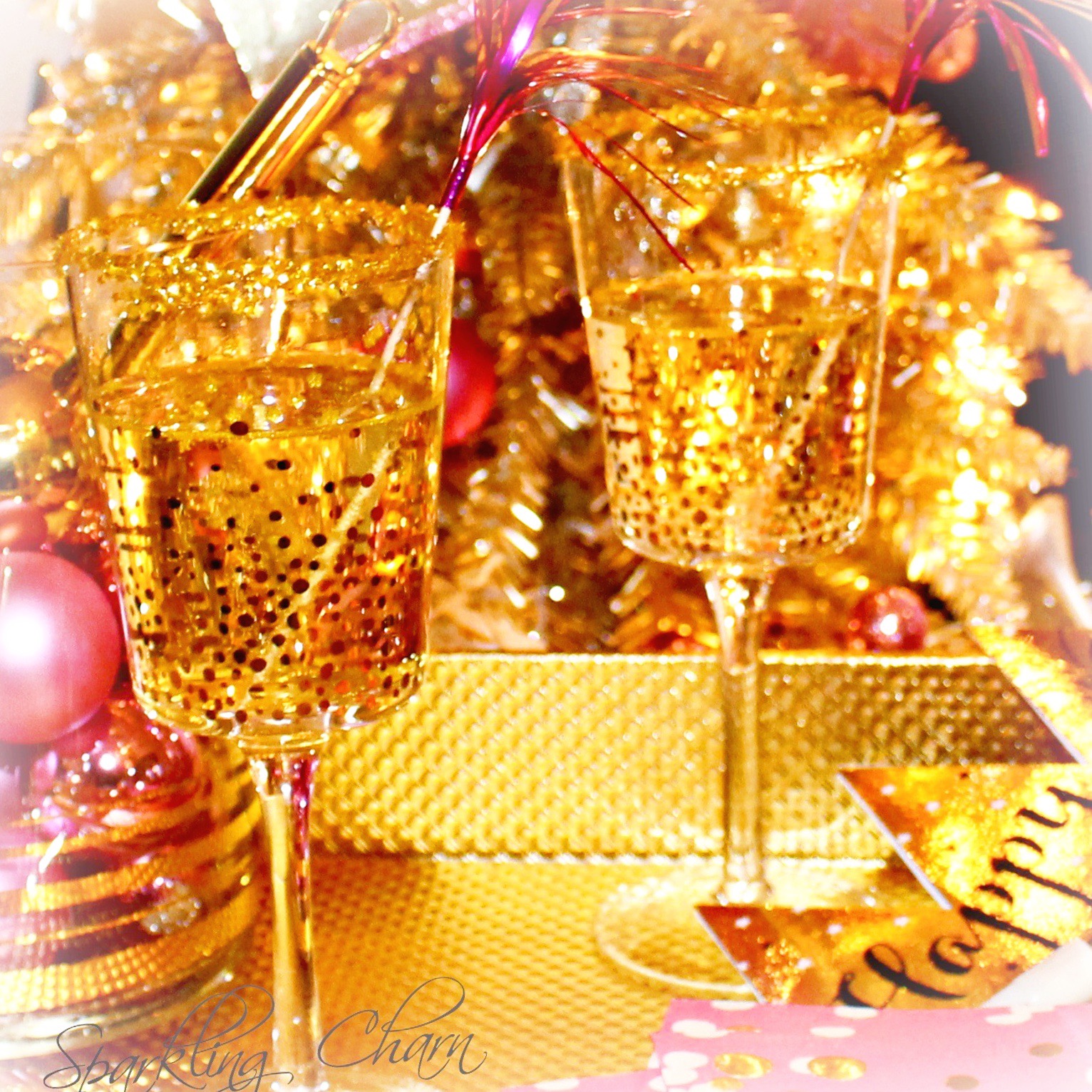 New Year’s Eve Sparkle and Sip! A Fancy Way To Rim a Glass