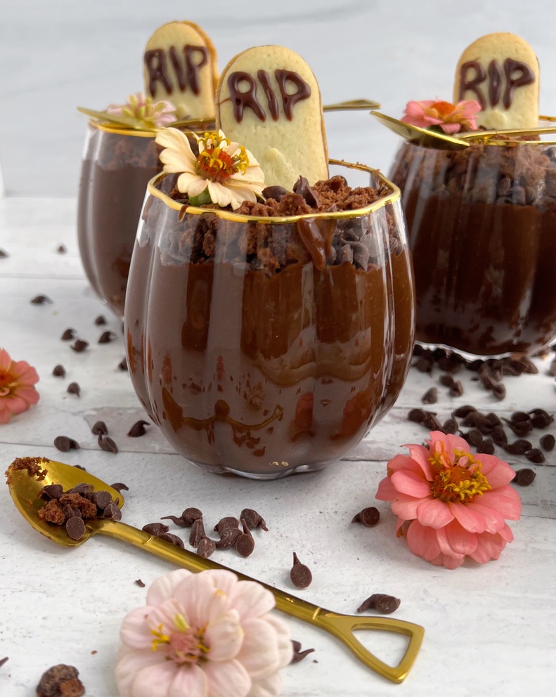 Best Chocolate Pudding Halloween Dirt Cups